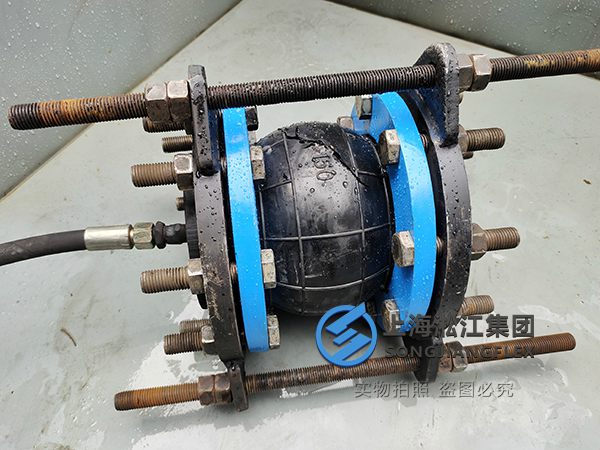 DN150橡膠接頭爆破試驗(yàn) 通過美國(guó)ABS船級(jí)社檢測(cè)